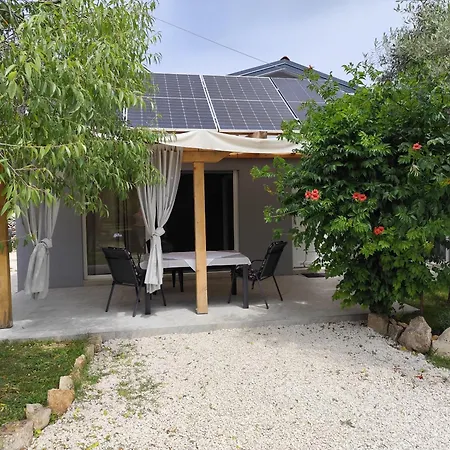 Apartment Marti's House In The Olive Grove